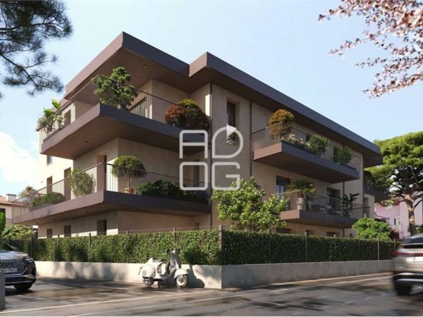 appartamento in vendita a Desenzano del Garda in zona Campeggio sul Vò