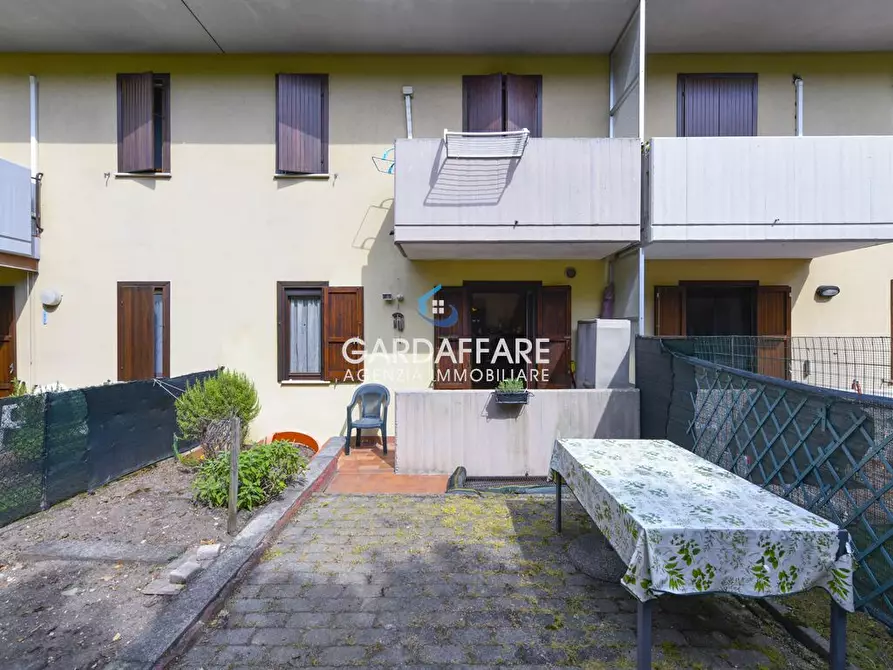 casa indipendente in vendita a Desenzano del Garda