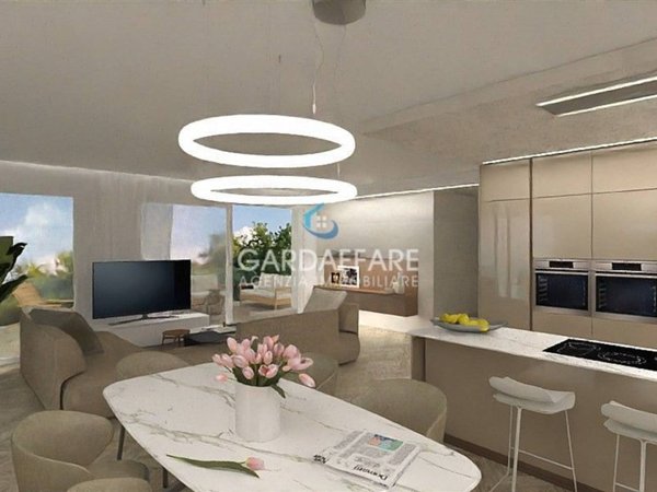appartamento in vendita a Desenzano del Garda in zona Rivoltella