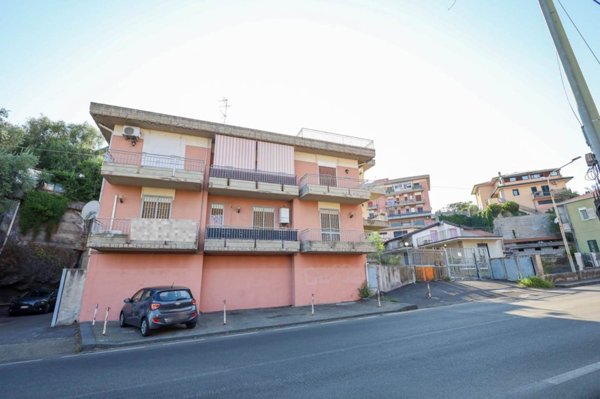ufficio in vendita a Desenzano del Garda in zona San Pietro