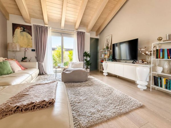 appartamento in vendita a Desenzano del Garda