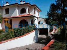 casa indipendente in vendita a Desenzano del Garda in zona San Pietro