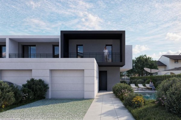 casa indipendente in vendita a Desenzano del Garda in zona Rivoltella