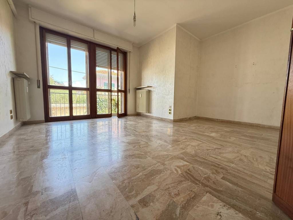 appartamento in vendita a Desenzano del Garda in zona Campeggio sul Vò