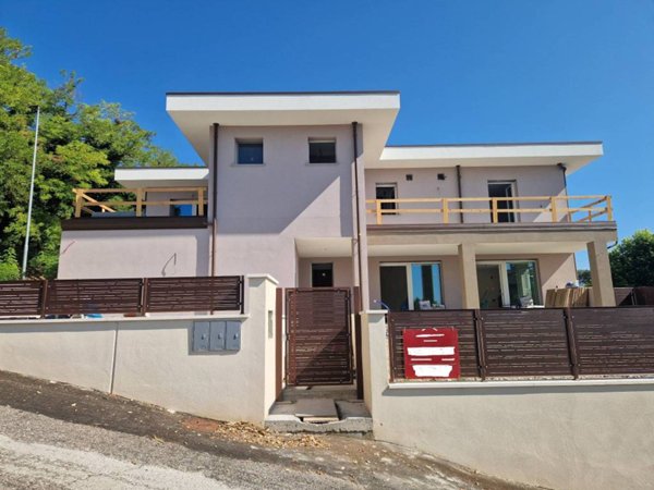 appartamento in vendita a Desenzano del Garda