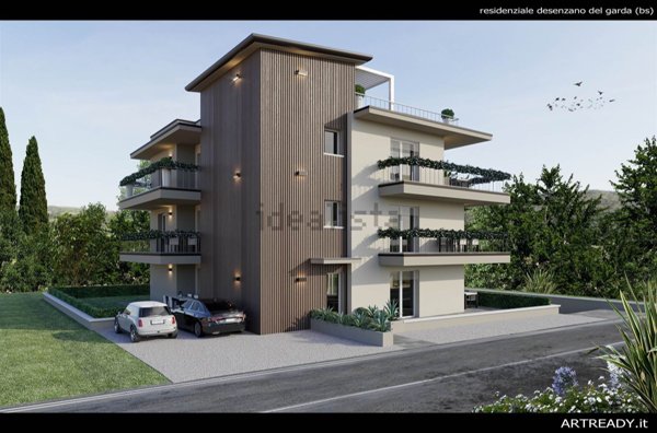 appartamento in vendita a Desenzano del Garda in zona Campeggio sul Vò