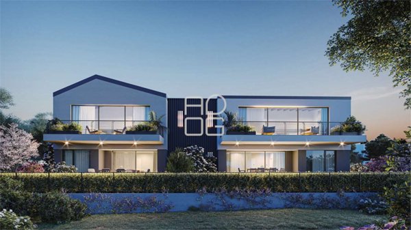 appartamento in vendita a Desenzano del Garda in zona Campeggio sul Vò