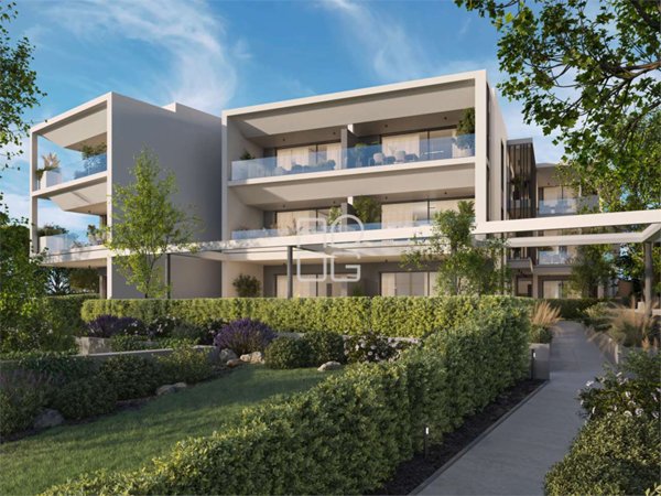 appartamento in vendita a Desenzano del Garda in zona Campeggio sul Vò