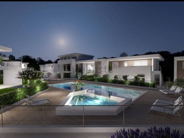 appartamento in vendita a Desenzano del Garda