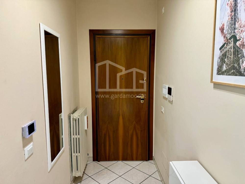 appartamento a Desenzano del Garda in zona San Martino della Battaglia