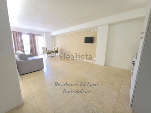 appartamento in vendita a Desenzano del Garda in zona Rivoltella