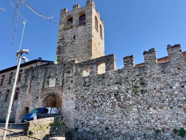 appartamento in vendita a Desenzano del Garda