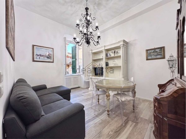 appartamento in vendita a Desenzano del Garda in zona Campeggio sul Vò