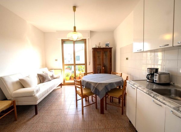 appartamento in vendita a Desenzano del Garda in zona San Pietro