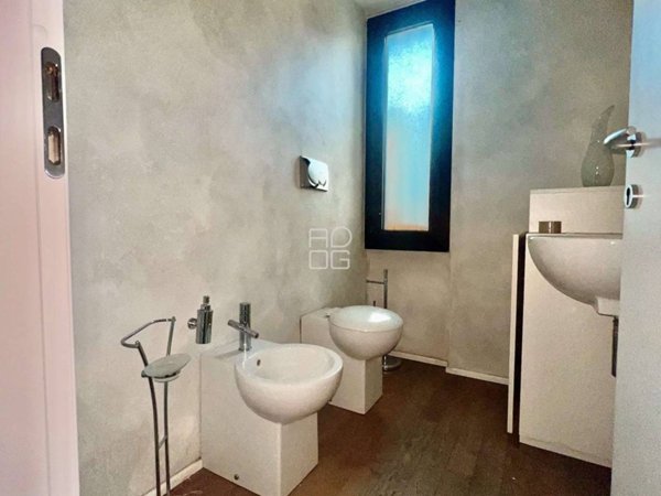appartamento in vendita a Desenzano del Garda in zona Campeggio sul Vò