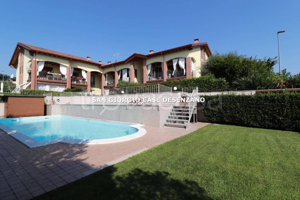 appartamento in vendita a Desenzano del Garda
