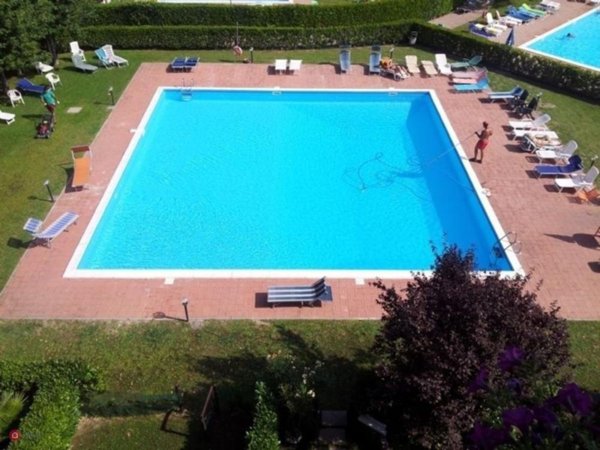 appartamento in vendita a Desenzano del Garda in zona Rivoltella