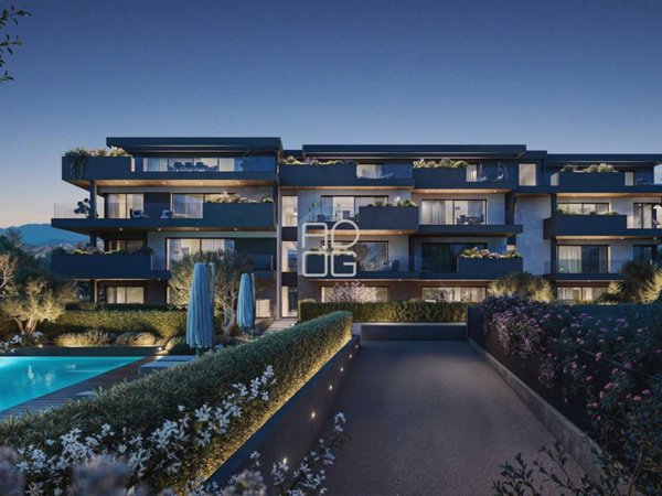 appartamento in vendita a Desenzano del Garda in zona Rivoltella