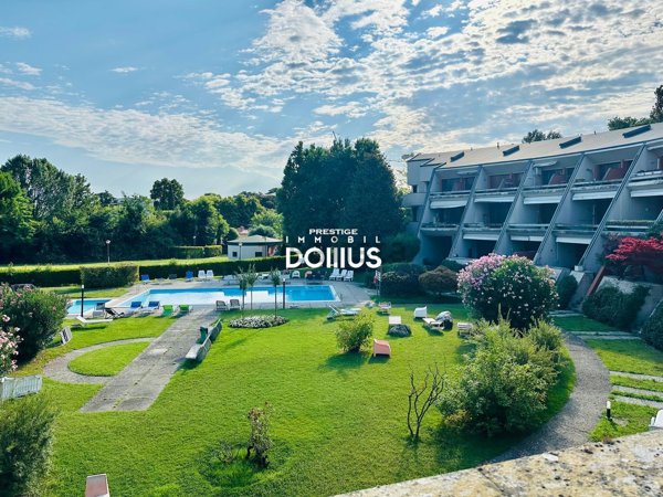 appartamento in vendita a Desenzano del Garda in zona Rivoltella