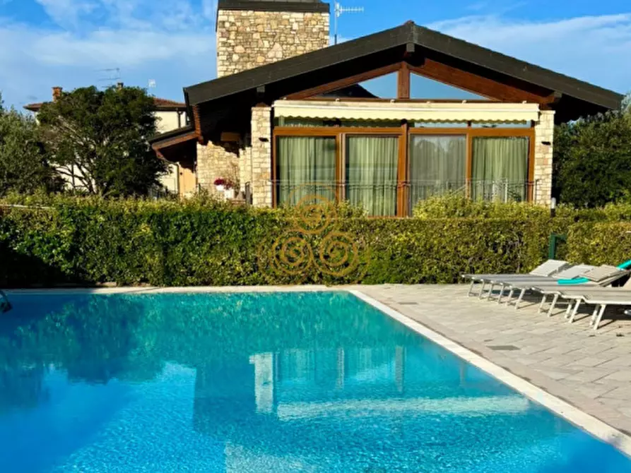 casa indipendente in vendita a Desenzano del Garda in zona San Pietro