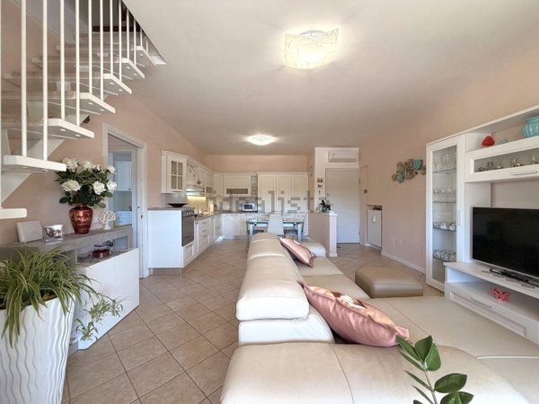 appartamento a Desenzano del Garda in zona San Martino della Battaglia
