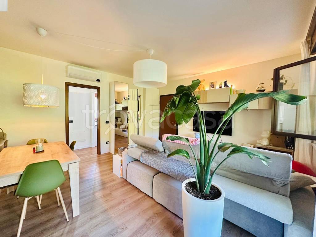 appartamento in vendita a Desenzano del Garda