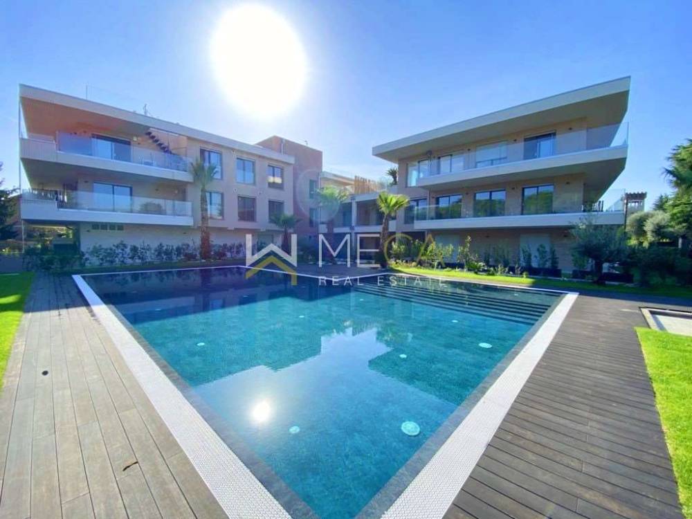 appartamento in vendita a Desenzano del Garda in zona Campeggio sul Vò