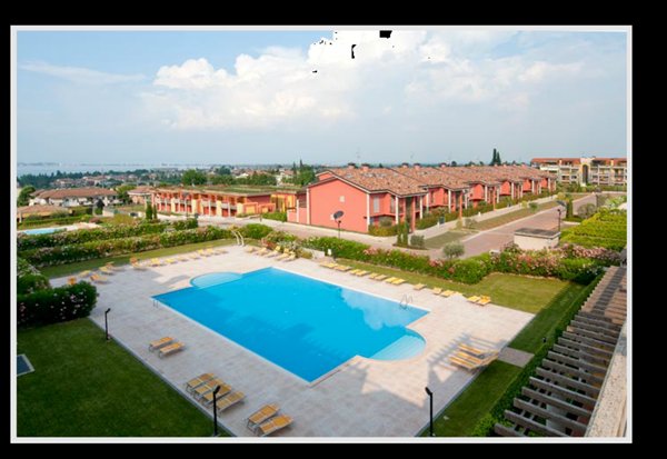 appartamento in vendita a Desenzano del Garda in zona Rivoltella