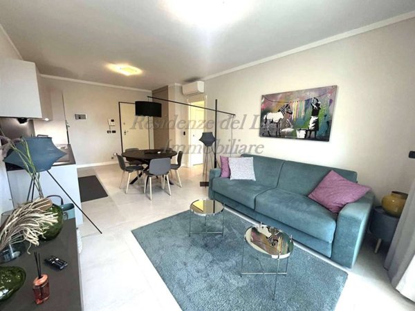 appartamento in vendita a Desenzano del Garda in zona Rivoltella