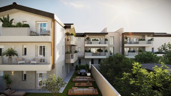 appartamento in vendita a Desenzano del Garda