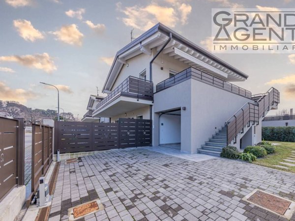 appartamento in vendita a Desenzano del Garda