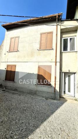 appartamento in vendita a Desenzano del Garda in zona Rivoltella