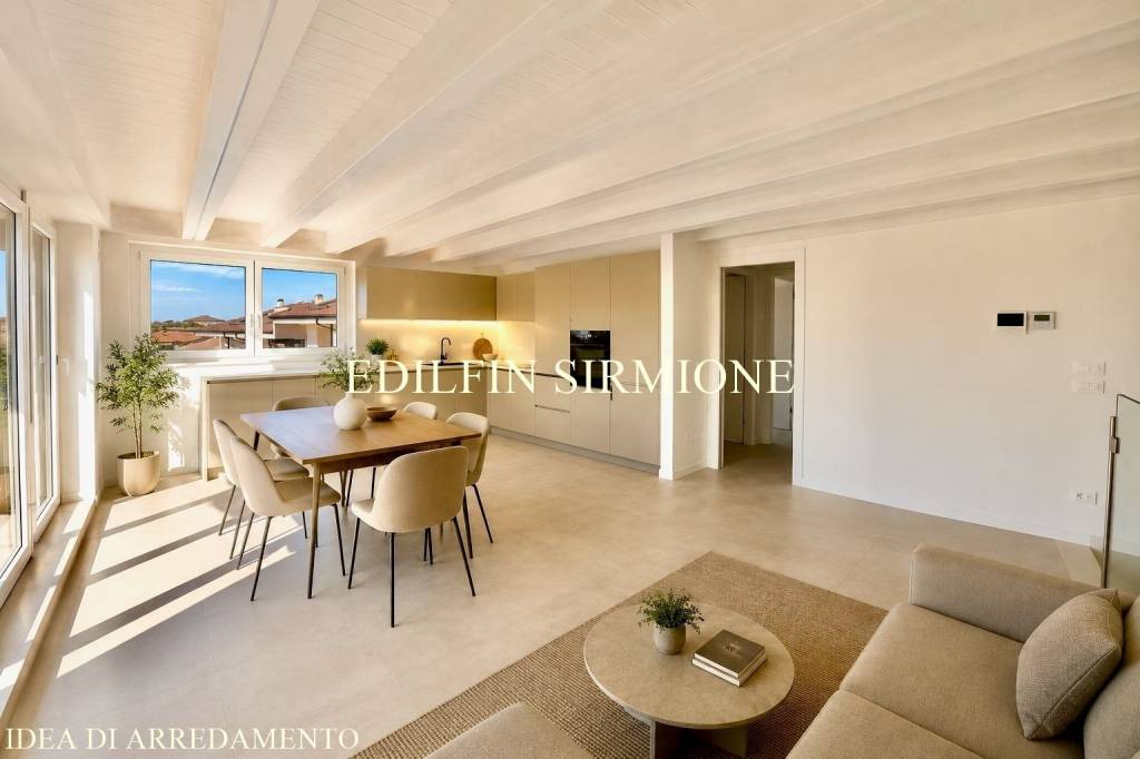 appartamento in vendita a Desenzano del Garda in zona Campeggio sul Vò