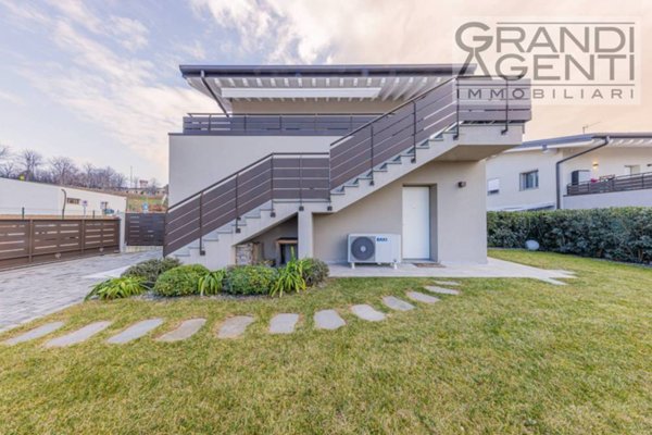 appartamento in vendita a Desenzano del Garda