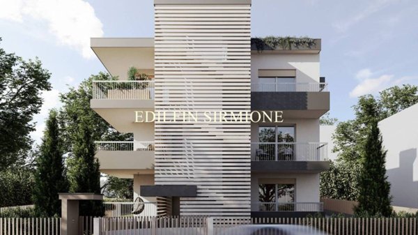 appartamento in vendita a Desenzano del Garda in zona Campeggio sul Vò