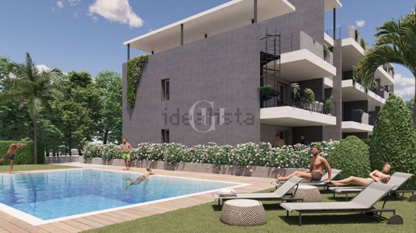 appartamento in vendita a Desenzano del Garda in zona Rivoltella