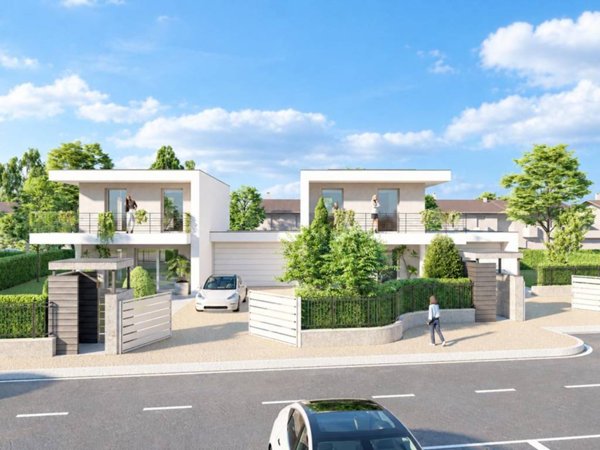 casa indipendente in vendita a Desenzano del Garda in zona Rivoltella