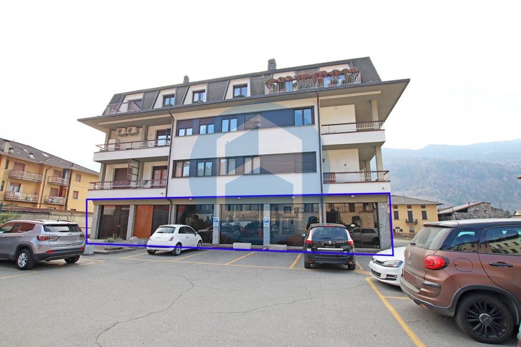 ufficio in vendita ad Edolo in zona Vico