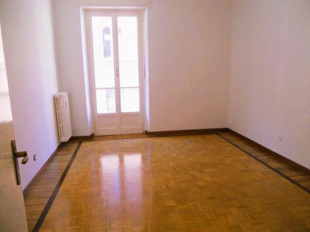 appartamento in vendita ad Edolo in zona Vico