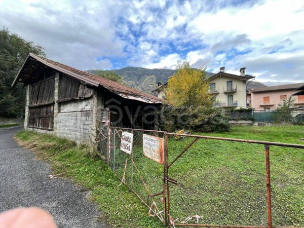 casa indipendente in vendita ad Edolo in zona Vico