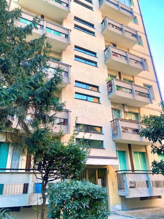 appartamento in vendita ad Edolo in zona Vico