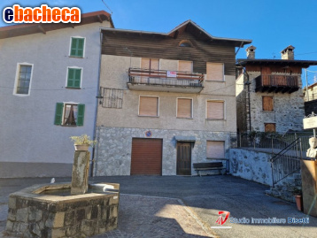 appartamento in vendita ad Edolo in zona Vico