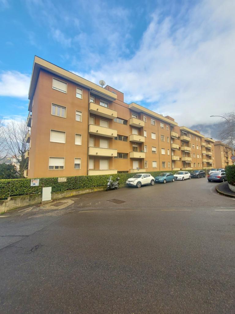 appartamento in vendita ad Edolo in zona Vico