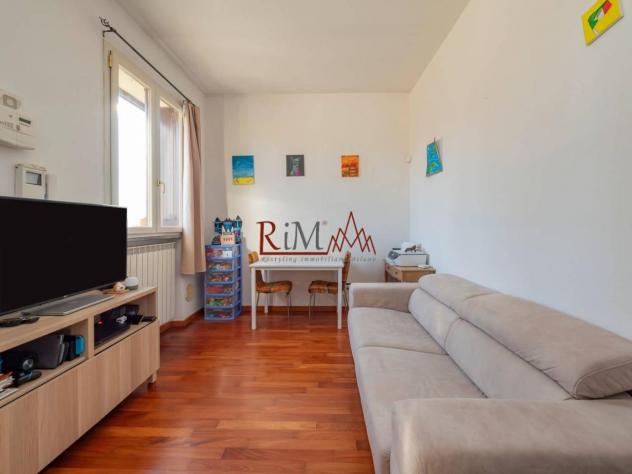 appartamento in vendita ad Edolo in zona Vico
