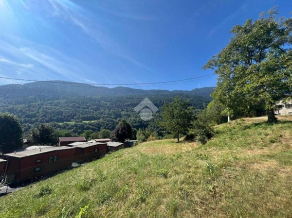 terreno edificabile in vendita ad Edolo in zona Vico
