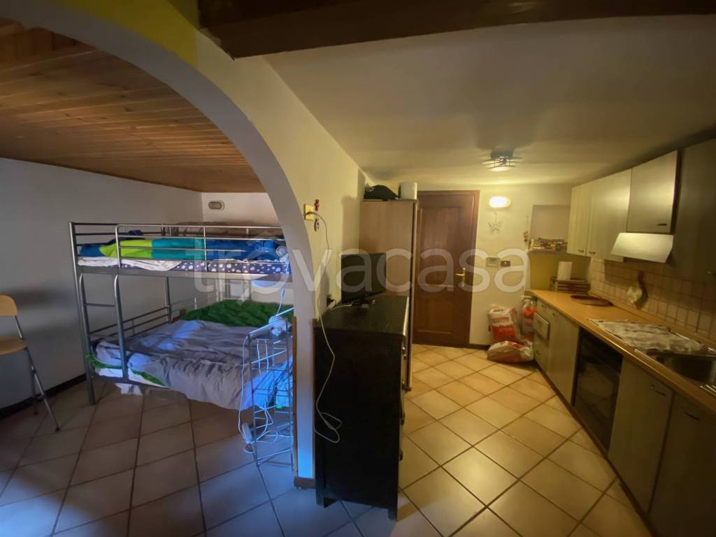 appartamento in vendita ad Edolo in zona Vico