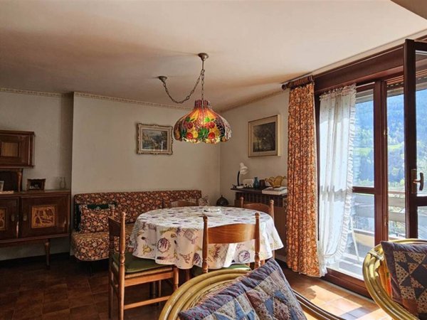 appartamento in vendita ad Edolo in zona Vico