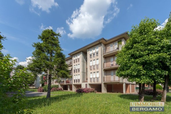 appartamento in vendita ad Edolo in zona Vico