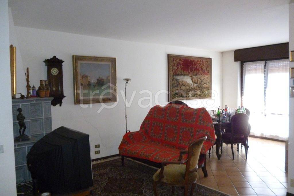 appartamento in vendita ad Edolo