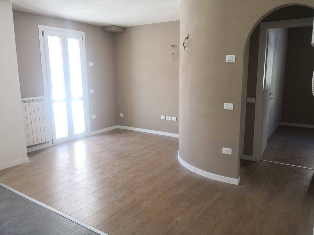 appartamento in vendita ad Edolo in zona Vico